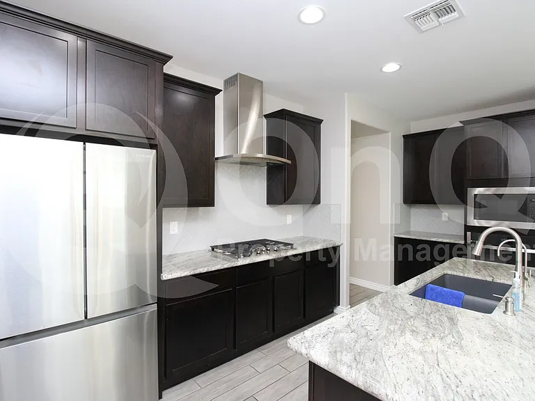 9507 E Saturn Ave — Photo 3
