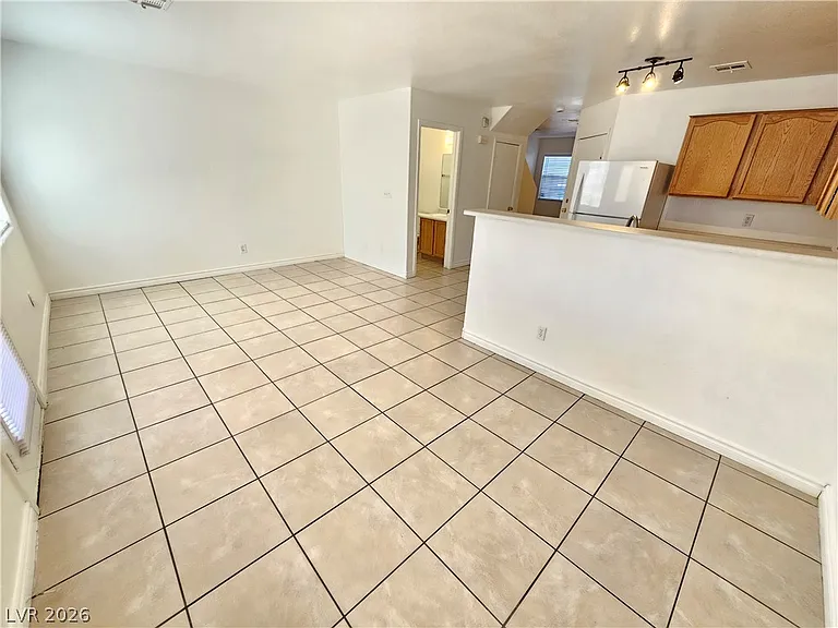 2521 Sierra Luna Ave #101 — Photo 3