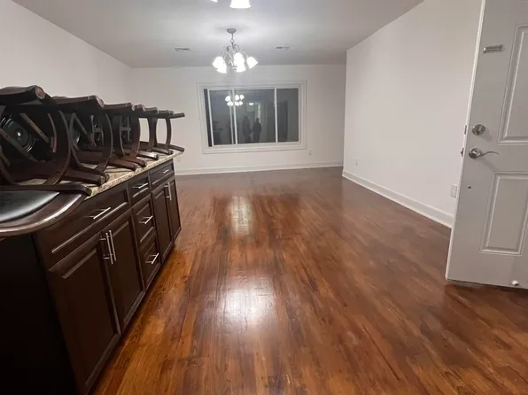 1302 Morris Street image 3 of 12