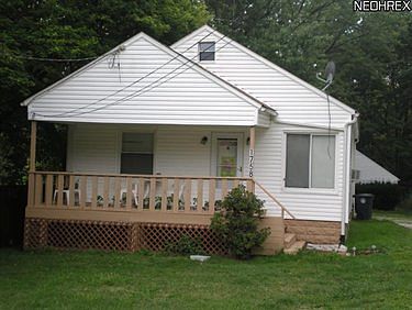 5th image of 1756 S Arlington St