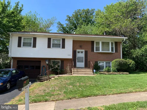 13242 Kurtz Rd, Woodbridge, VA 22193