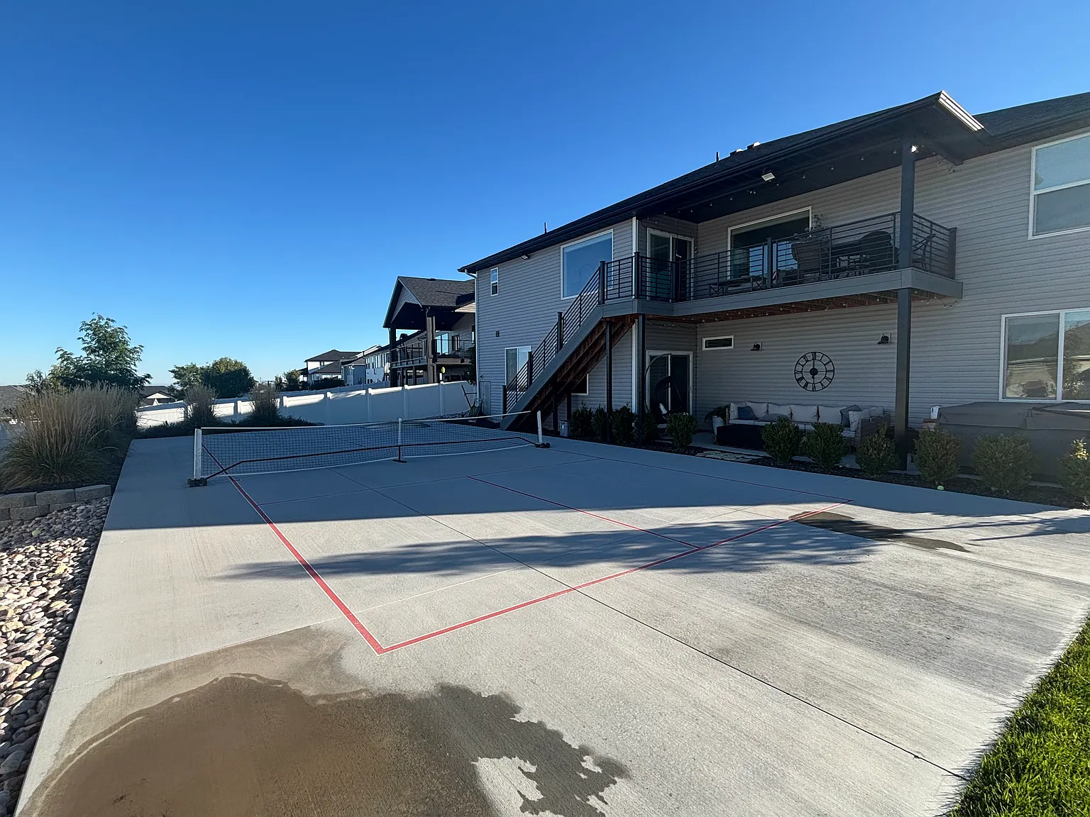 5 bed, 3750 sqft, $3,500 — Photo 3