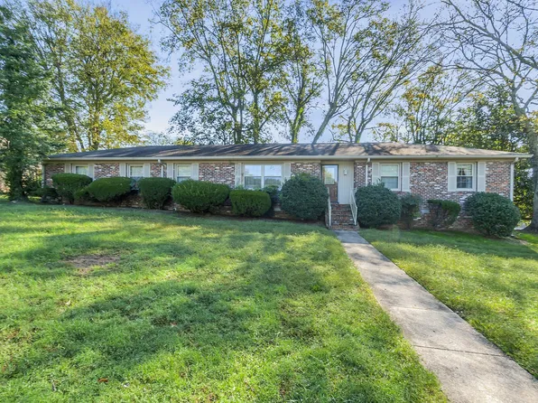 200 Sewanee Cir, Columbia, TN 38401