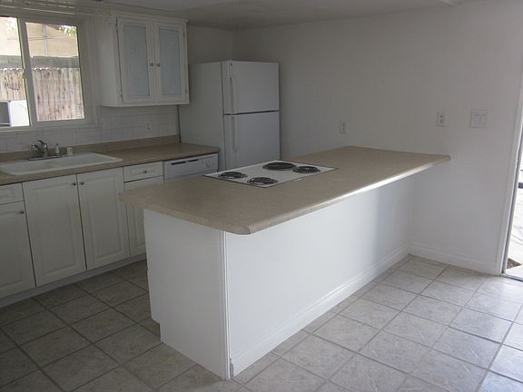2nd image of 4340 Parkdale Ave