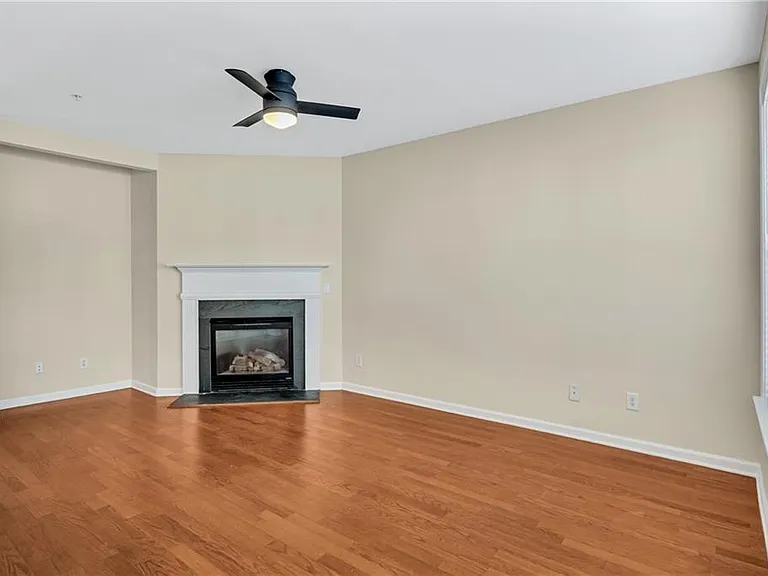 6174 Indian Wood Cir SE — Photo 4