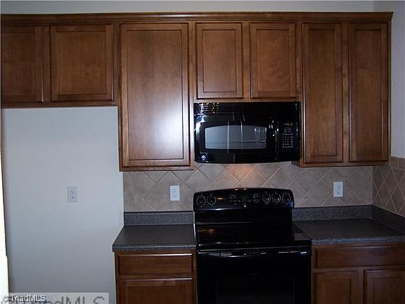 5th image of 2340 Hartfield Cirlce 203