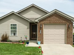 100 Erica Dr, Georgetown, KY 40324