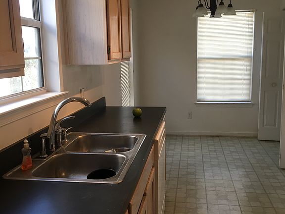 2nd image of 116 Ashton Green Blvd