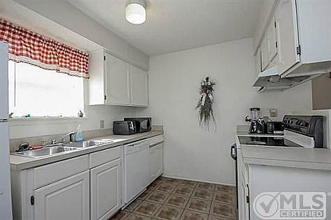 5th image of 3607 High Plains Ct