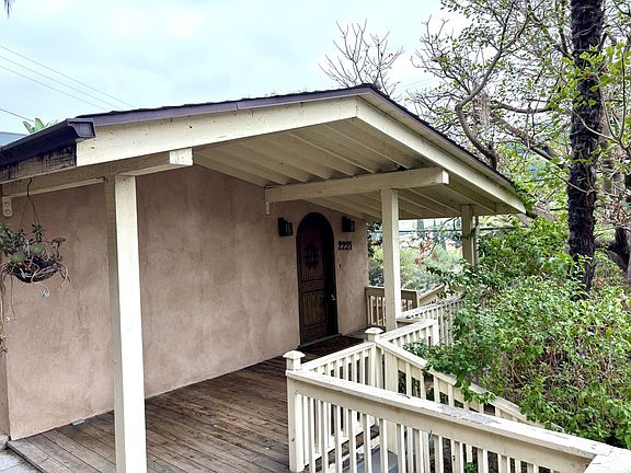 2nd image of 2221 Loma Vista Pl