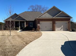 203 Somer Bridge Dr, Huntsville, AL 35811