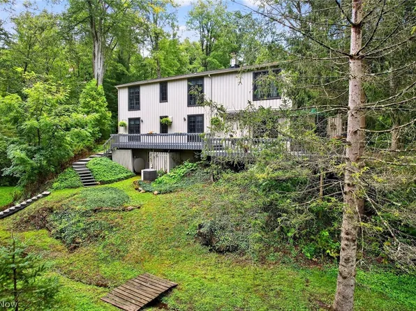 13702 Cuyahoga Trl, Novelty, OH 44072
