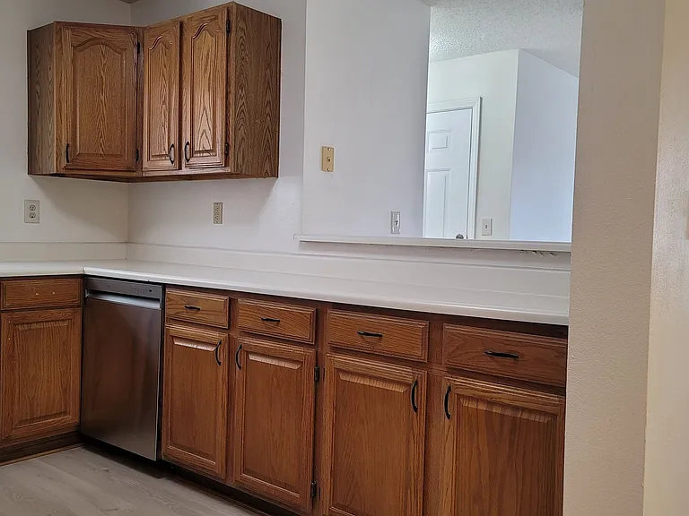 1375 E Hacienda Ave — Photo 7