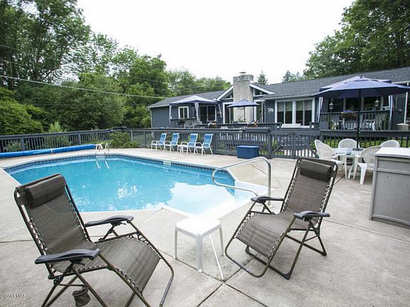 2nd image of 100 Brinleigh Dr