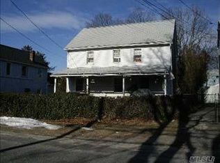 77 E 9th St, Huntington Station, NY 11746