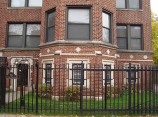 915 E Hyde Park Blvd UNIT 2, Chicago, IL 60615