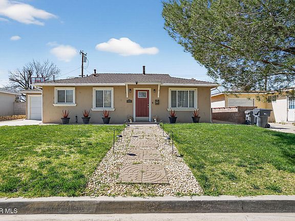 5th image of 44423 Kingtree Ave