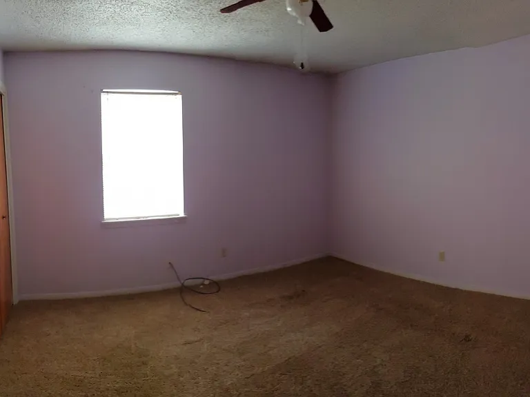 923 Dryden Ave — Photo 14