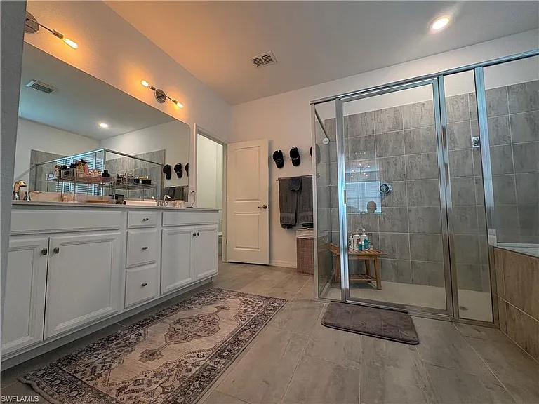 2458 Orchard St — Photo 26