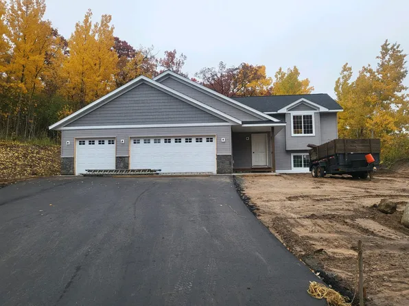 451 Roosevelt Dr, Dresser, WI 54009