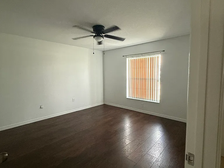 336 Marion Oaks Ln — Photo 10