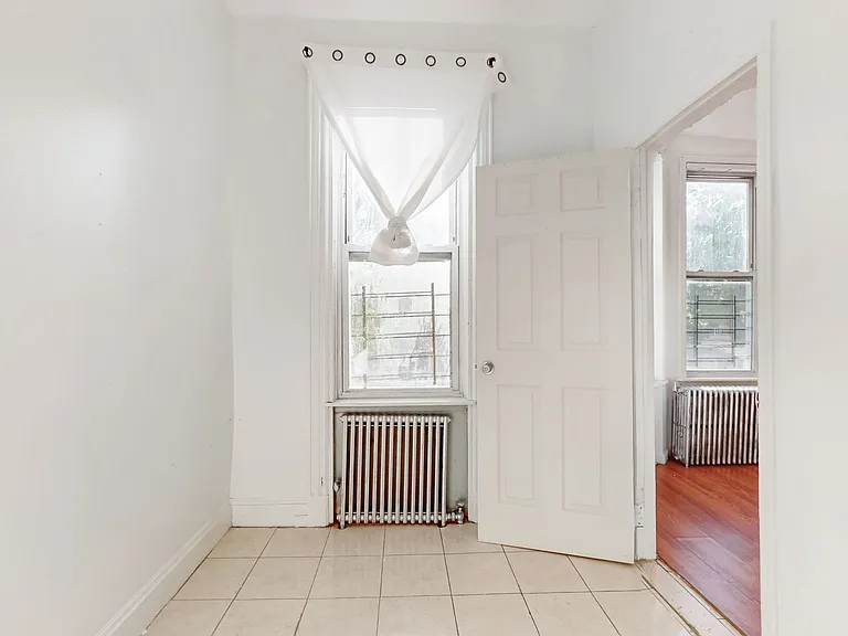 51 Jerome St #2 — Photo 19