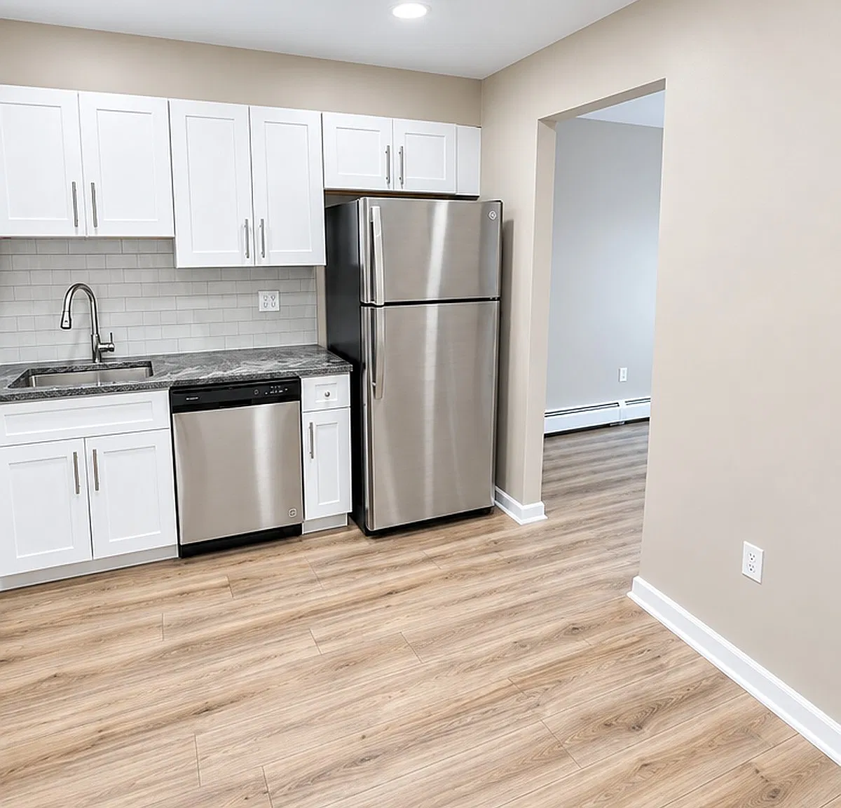 1 bed, 650 sqft, $1,950 — Photo 2