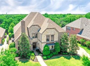 2204 Castle View Rd, Mansfield, TX 76063