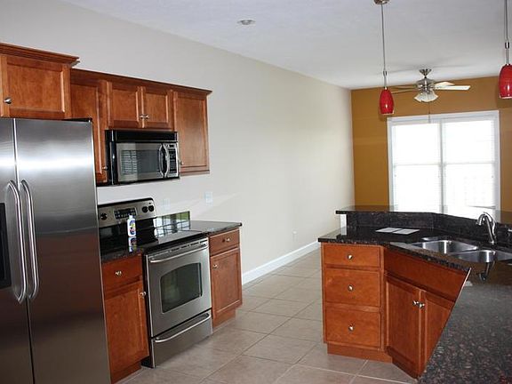 Kitchen, all appliances included