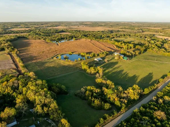 6524 SE 101st St, Berryton, KS 66409