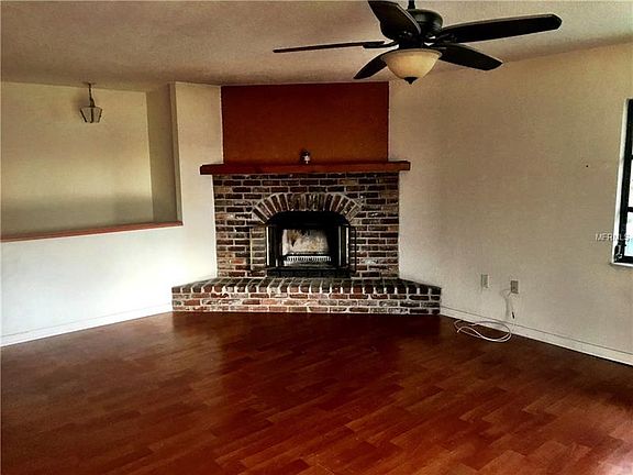 5th image of 9865 SW Elaine Ave