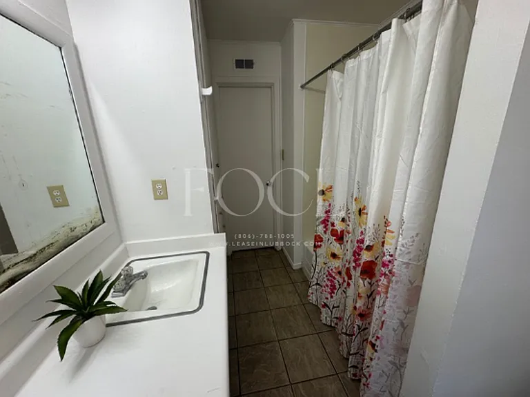 3605 38th St — Photo 9