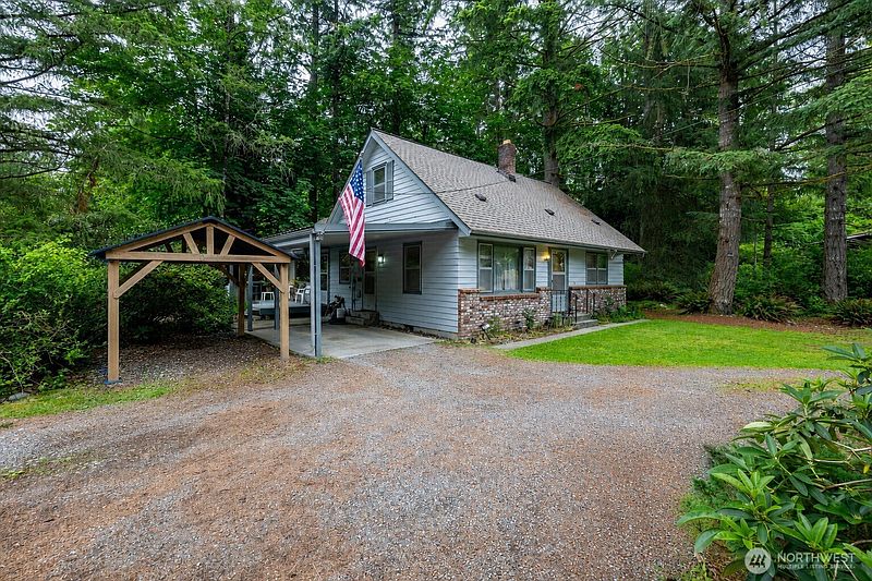 3rd image of 3026 Oak Place
