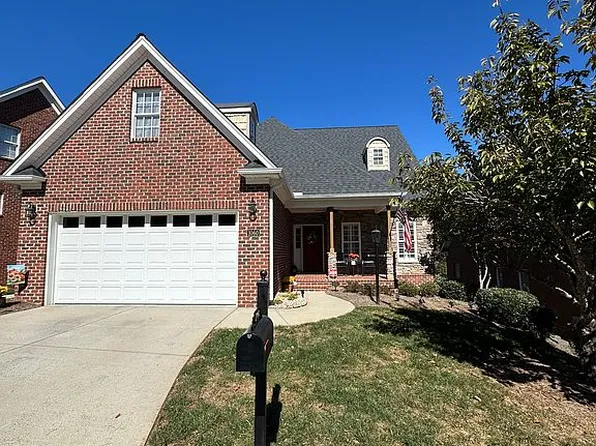 1060 Kensford Dr, Lewisville, NC 27023