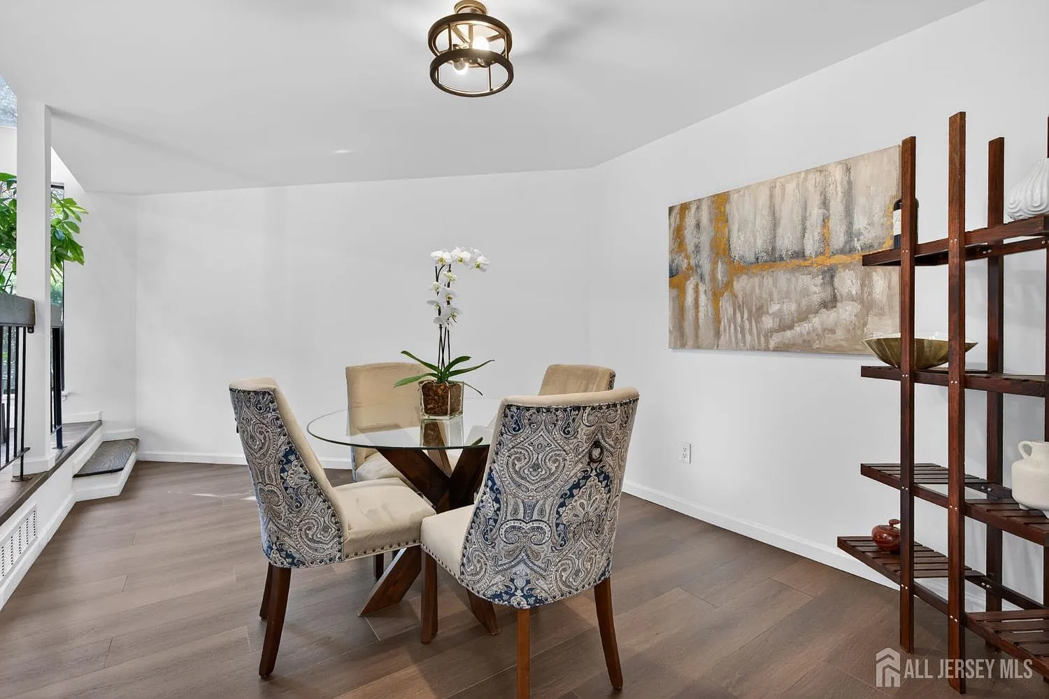 2 bed, 2.5 bath, 1648 sqft, $2,850 — Photo 3