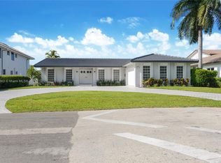 478 Sunset Dr, Hallandale Beach, FL 33009