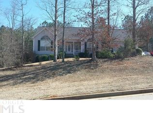 335 Patrick Cir, Jenkinsburg, GA