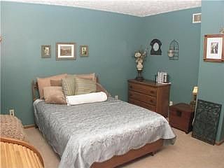 5th image of 907 Noddymill Ln E