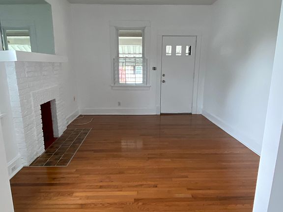 4th image of 5328 Globe Ave
