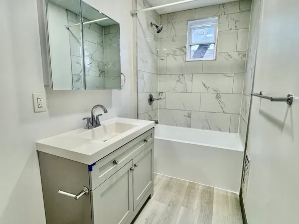 77 Marshall St, Poughkeepsie, NY