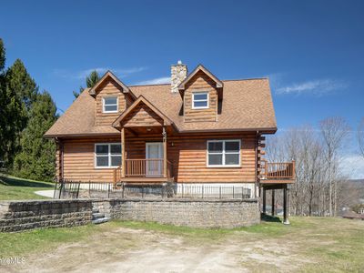 18 Castle Ln, Great Barrington, MA, 01230
