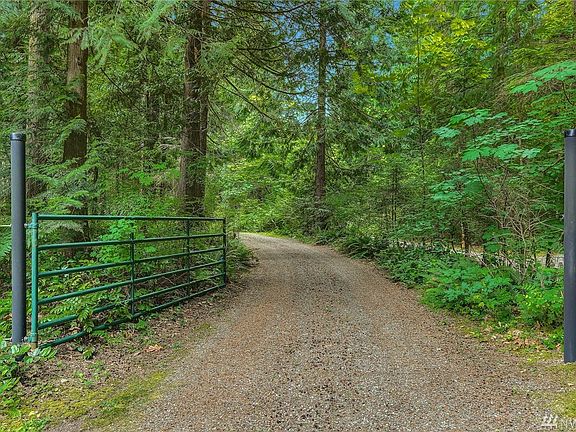 One of A Kind Parcel is predominantly level with underground utilities (no overhead wires)!