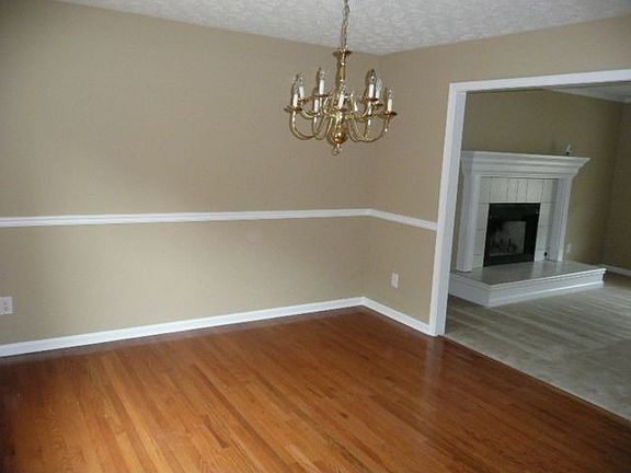 4th image of 815 Tribble Cove Dr