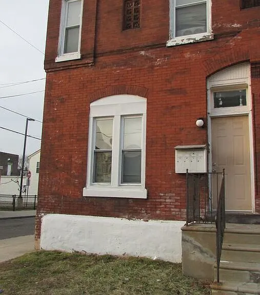 4049 Haverford Ave #2 — Photo 1