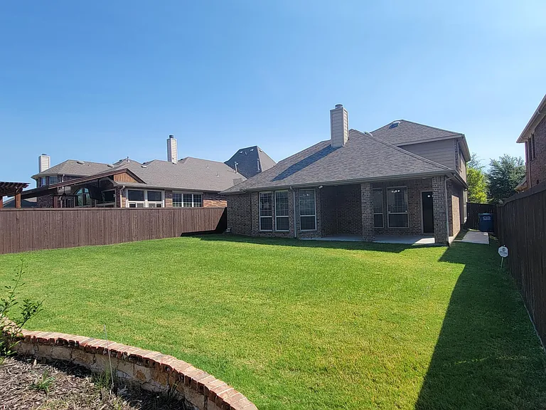 308 Enid Dr — Photo 24