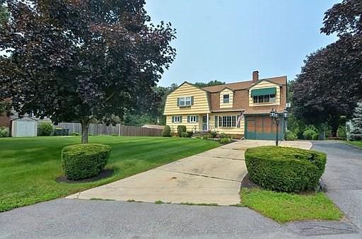 4th image of 27 Betten Ct