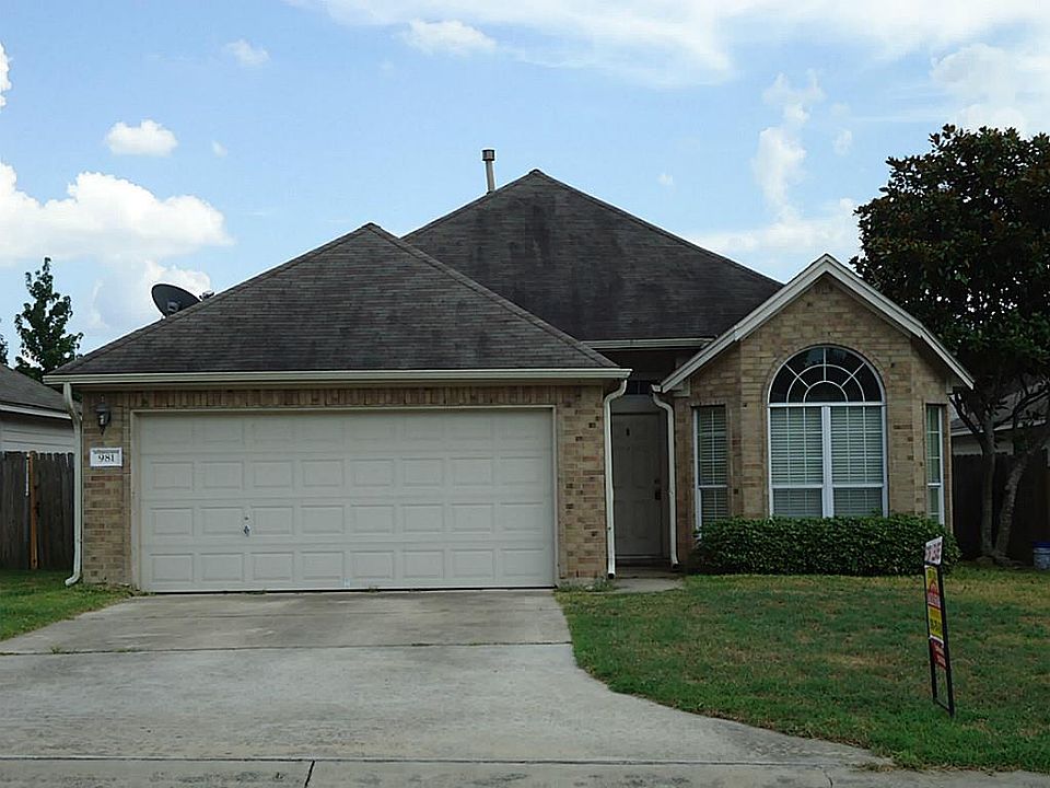 1st image of 981 Oak Lynn Dr
