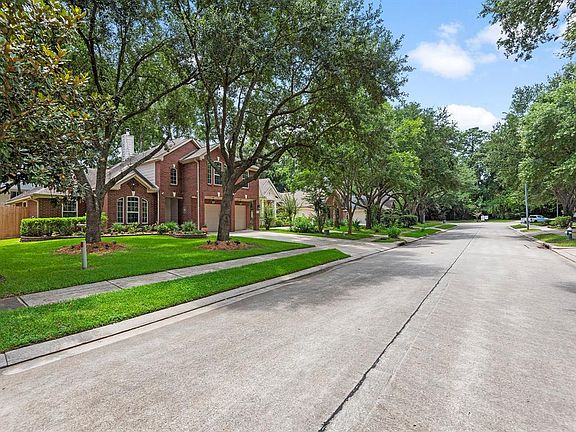 3rd image of 2022 Copperwood Park Ln