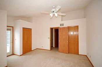 2nd image of 2060 Shenandoah Ct N #G