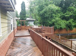 926 Oakcrest St SW, Wyoming, MI 49509